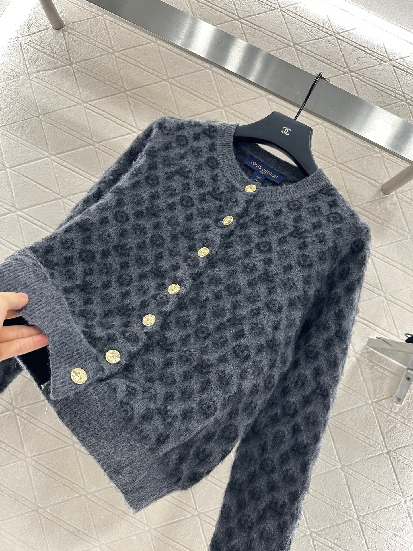 25fw crew neck jacquard knit cardigan