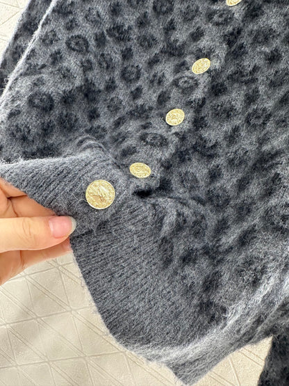 25fw crew neck jacquard knit cardigan