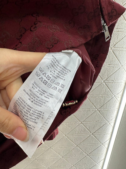 25 Zipper jacket + shorts set