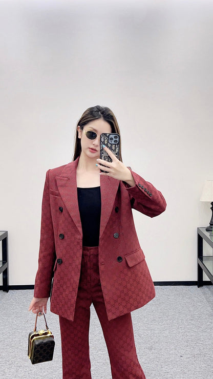 25 Double-breasted suit trousers