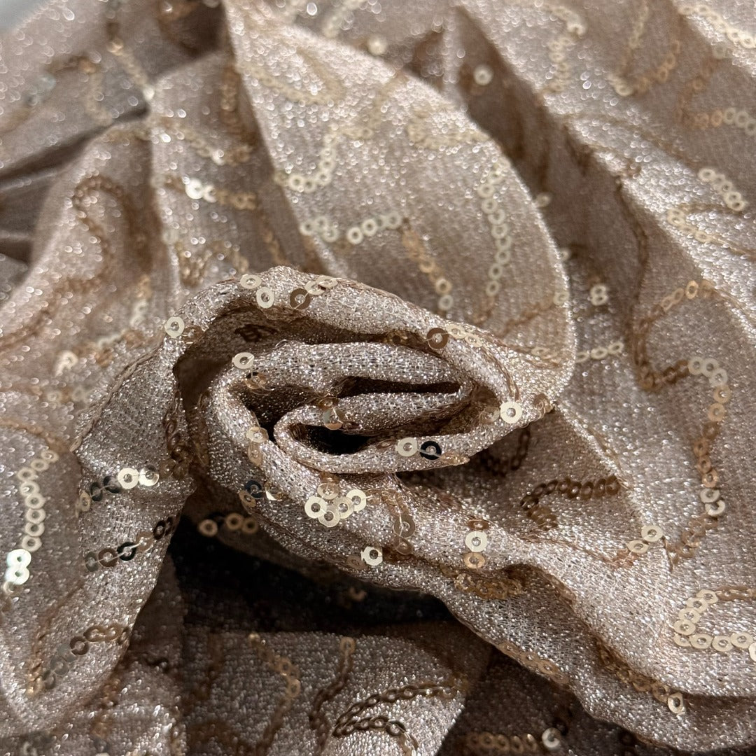 25 new V-neck pleated suspender dress