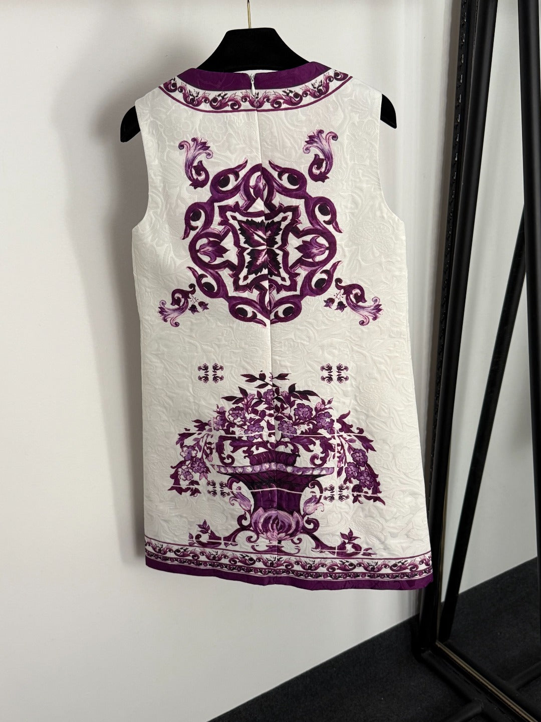 25 New Retro Jacquard Vest Dress