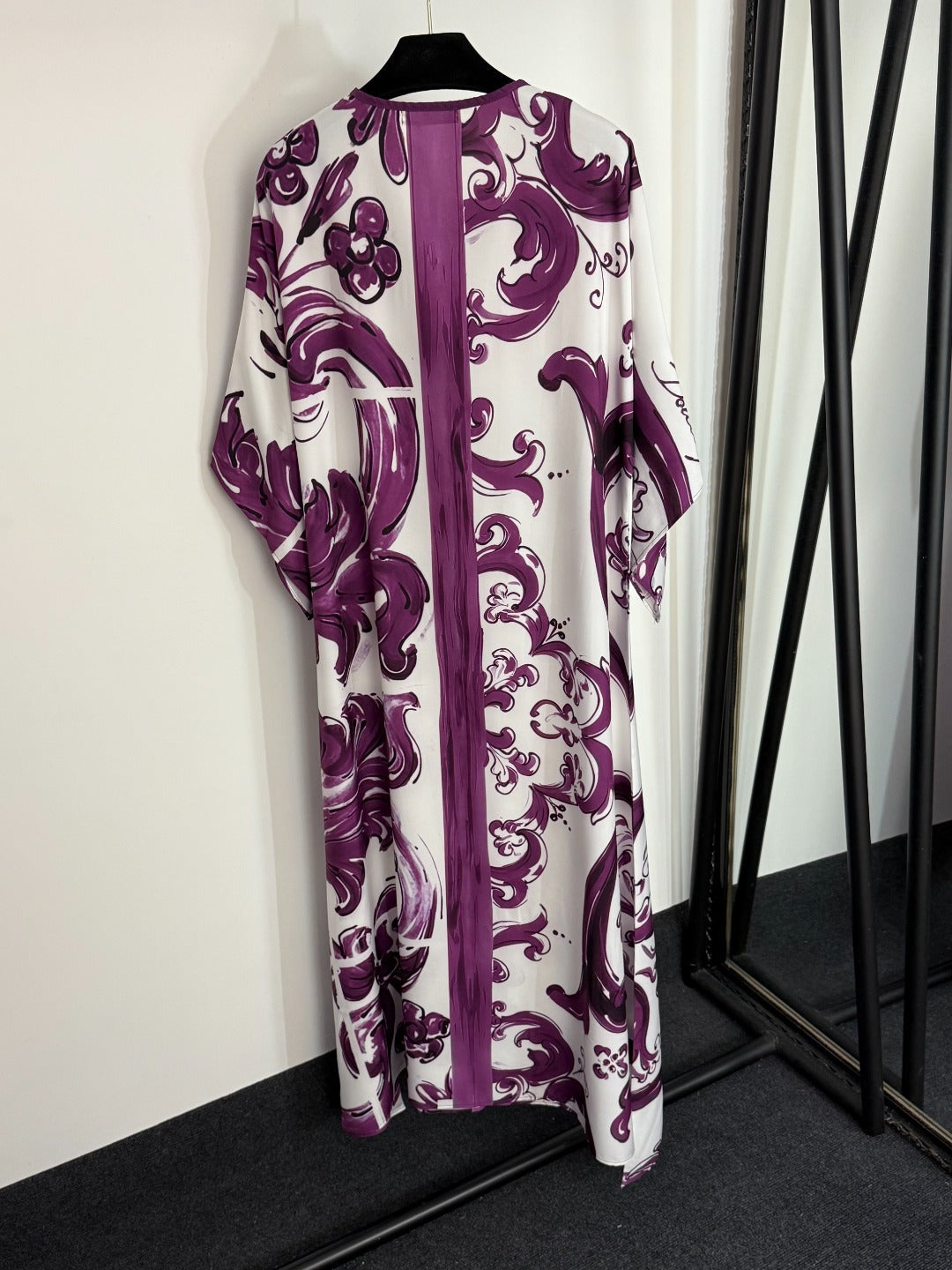 25 new printed bat sleeve dress