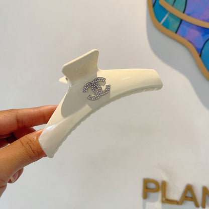 New hand-made diamond clip