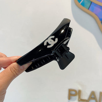 New hand-made diamond clip