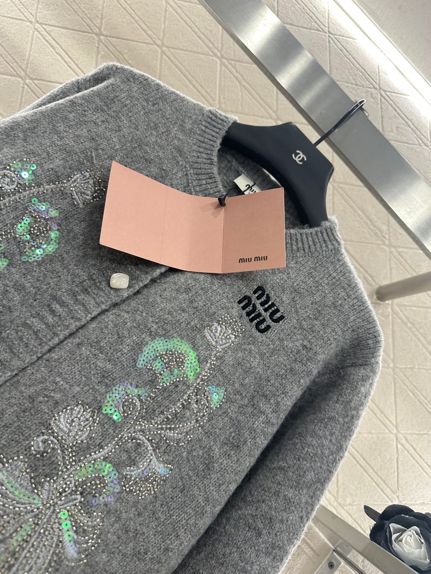 25fw new round neck embroidered knitted cardigan