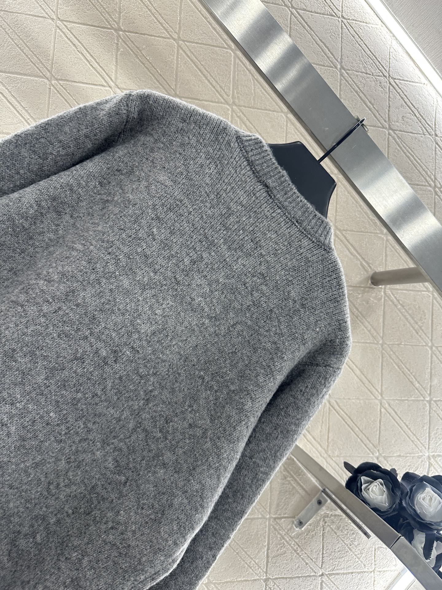 25fw new round neck embroidered knitted cardigan