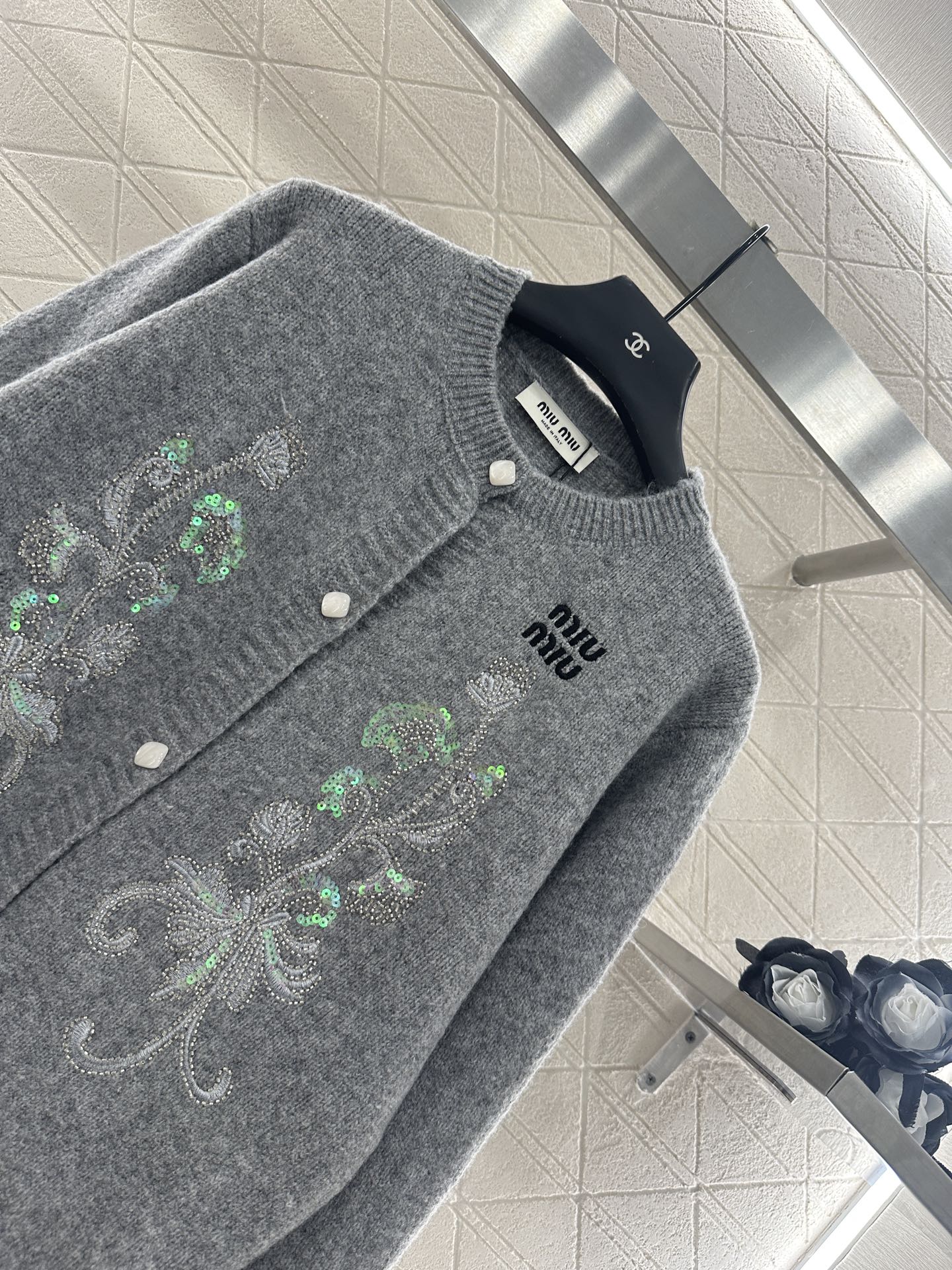 25fw new round neck embroidered knitted cardigan