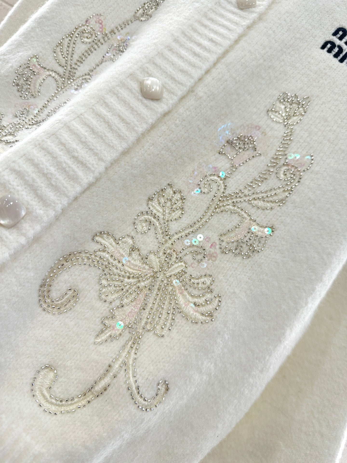 25fw new round neck embroidered knitted cardigan