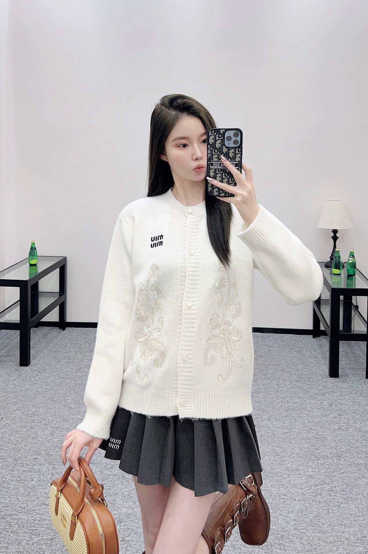 25fw new round neck embroidered knitted cardigan