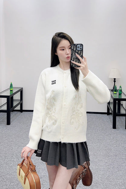 25fw new round neck embroidered knitted cardigan
