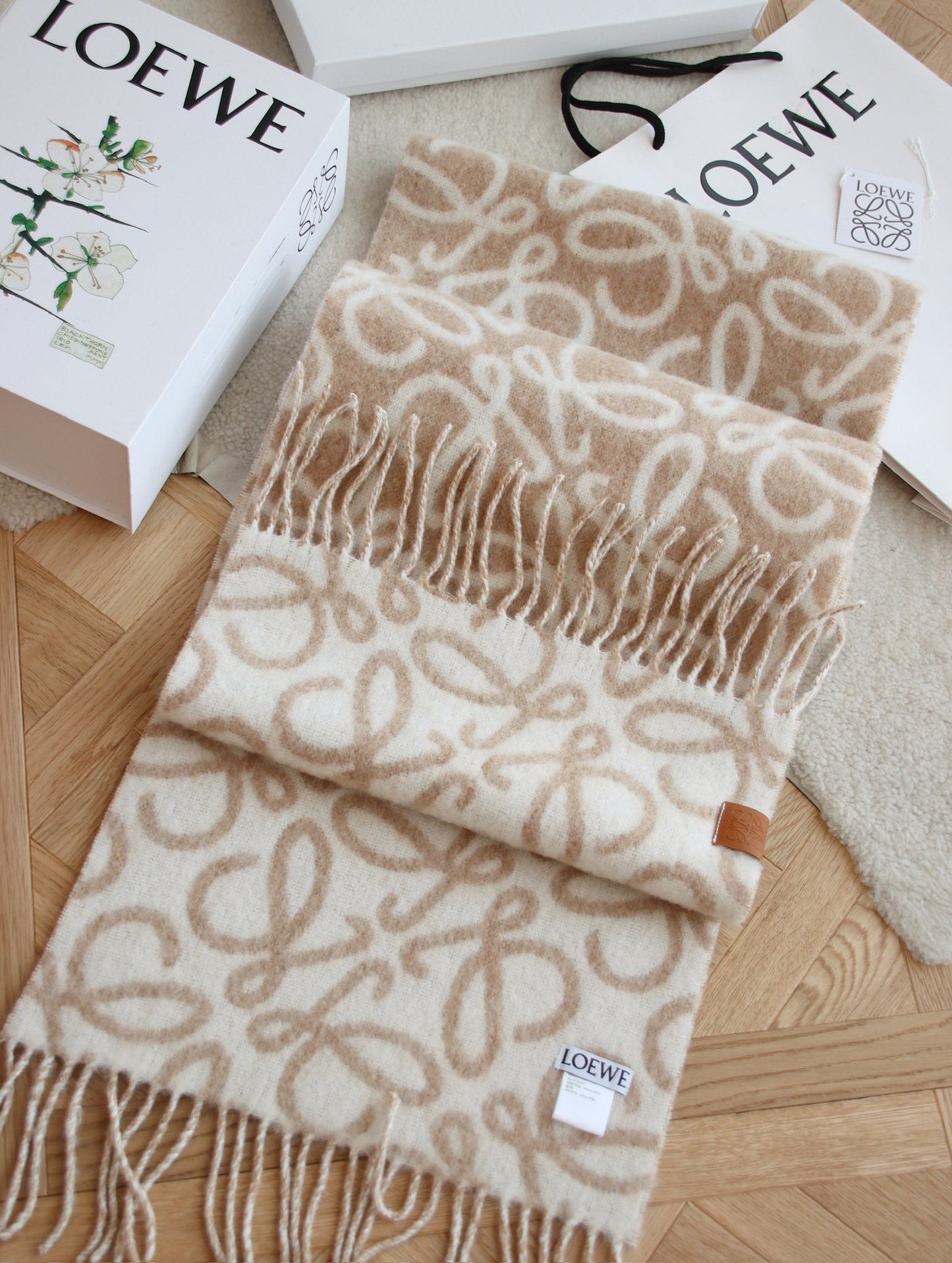 New wool mohair scarf