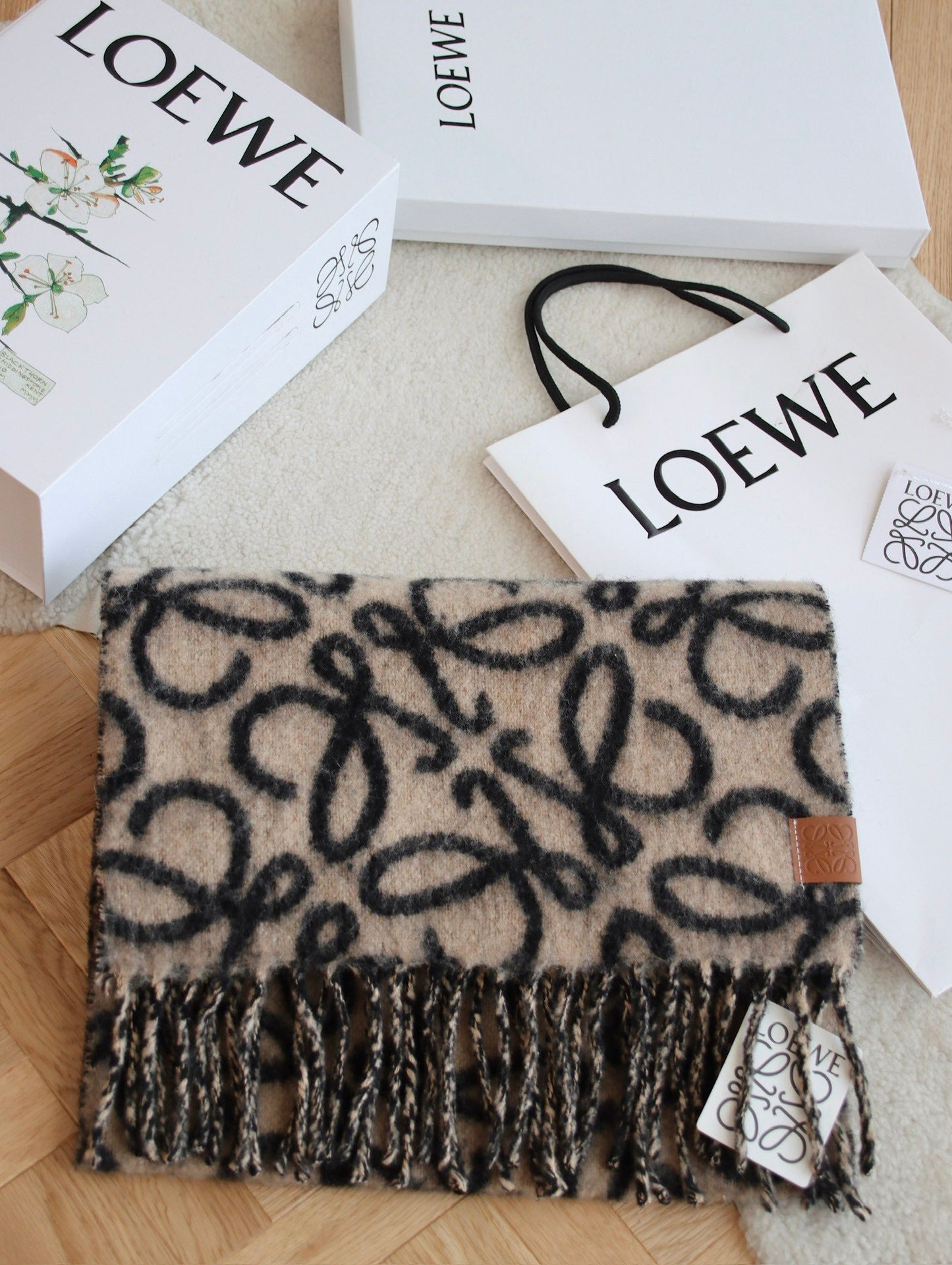 New wool mohair scarf