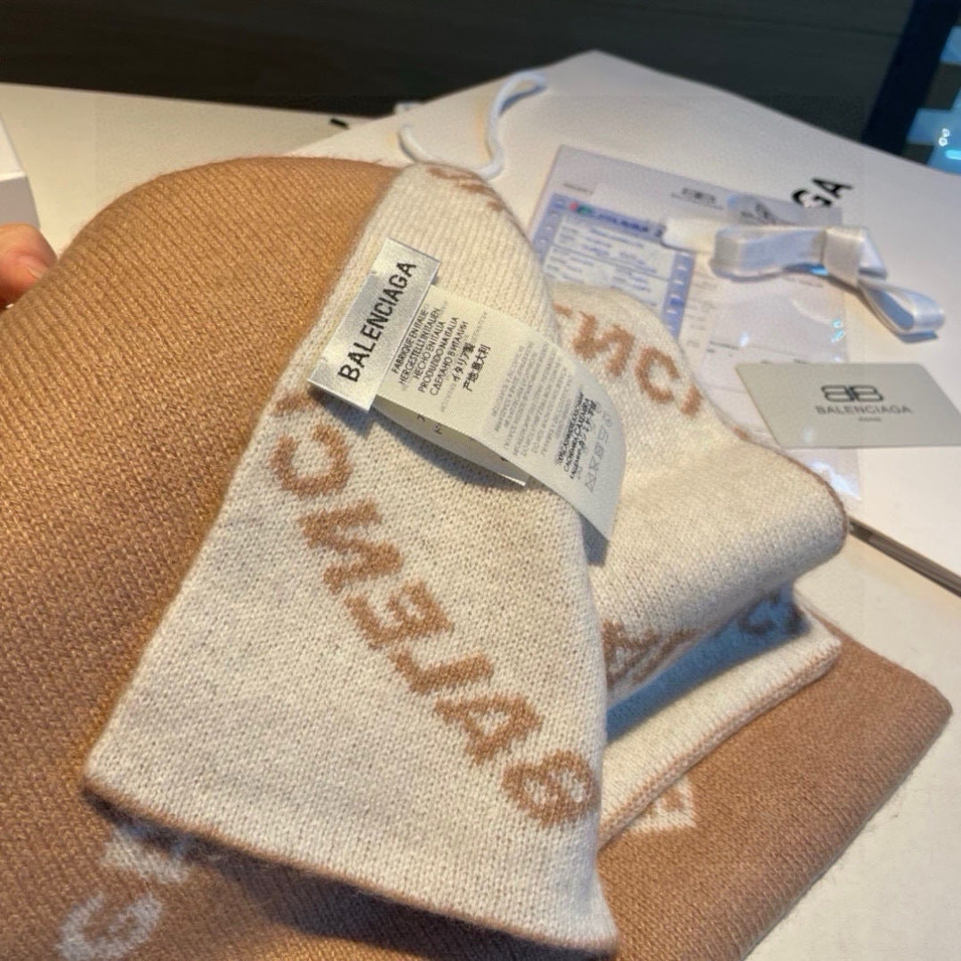 25 new cashmere scarves