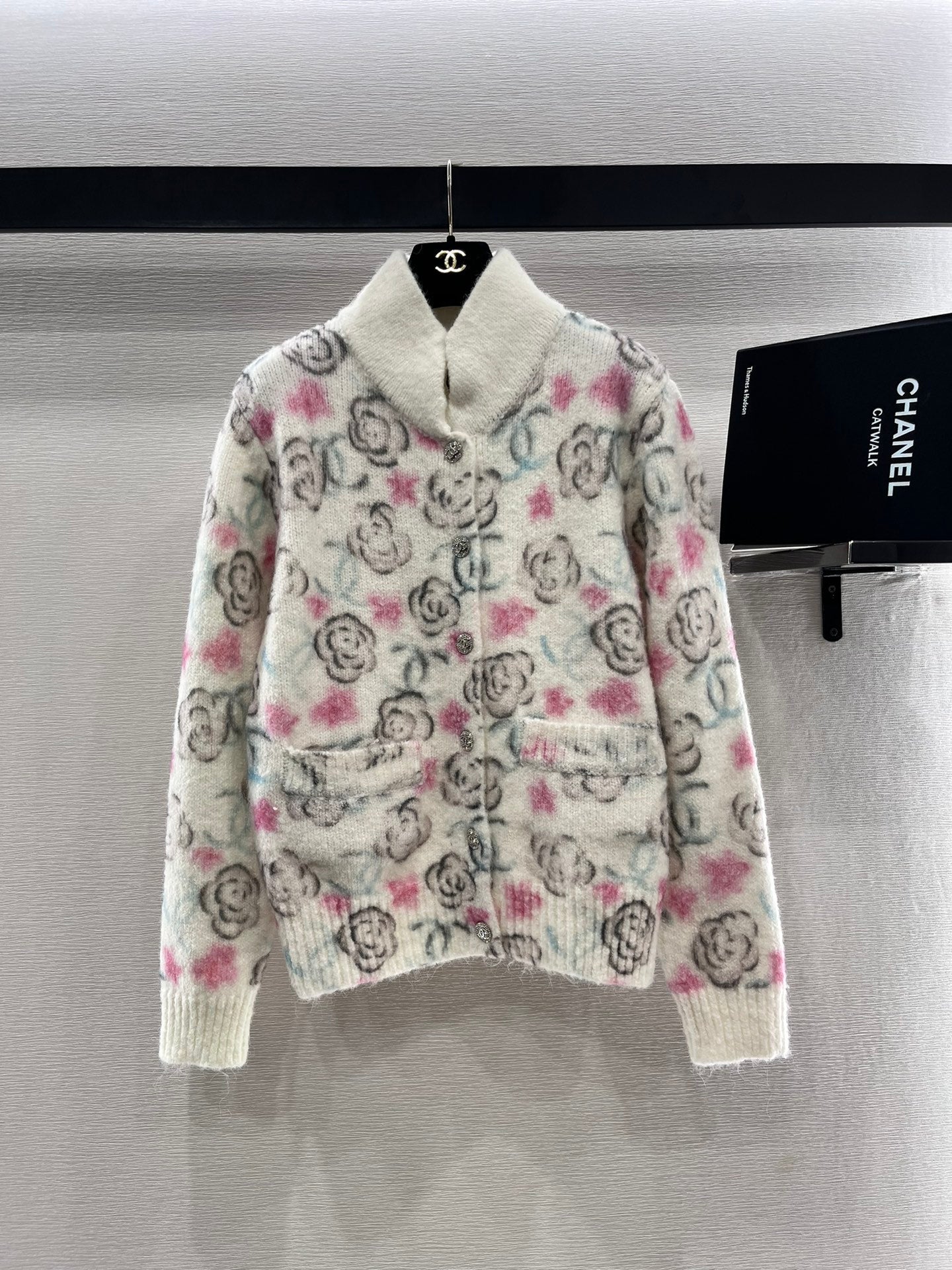 25fw new stand collar camellia knitted cardigan