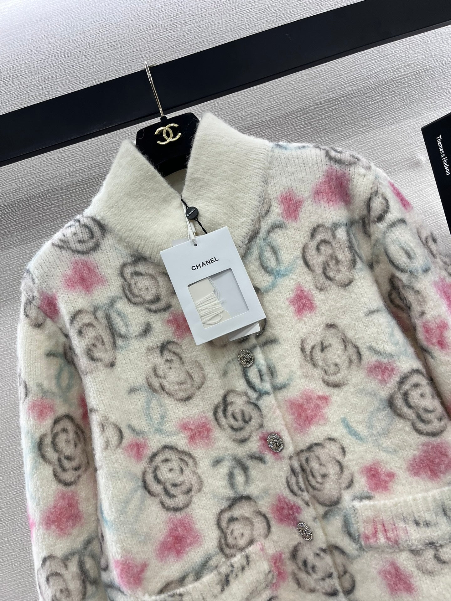 25fw new stand collar camellia knitted cardigan