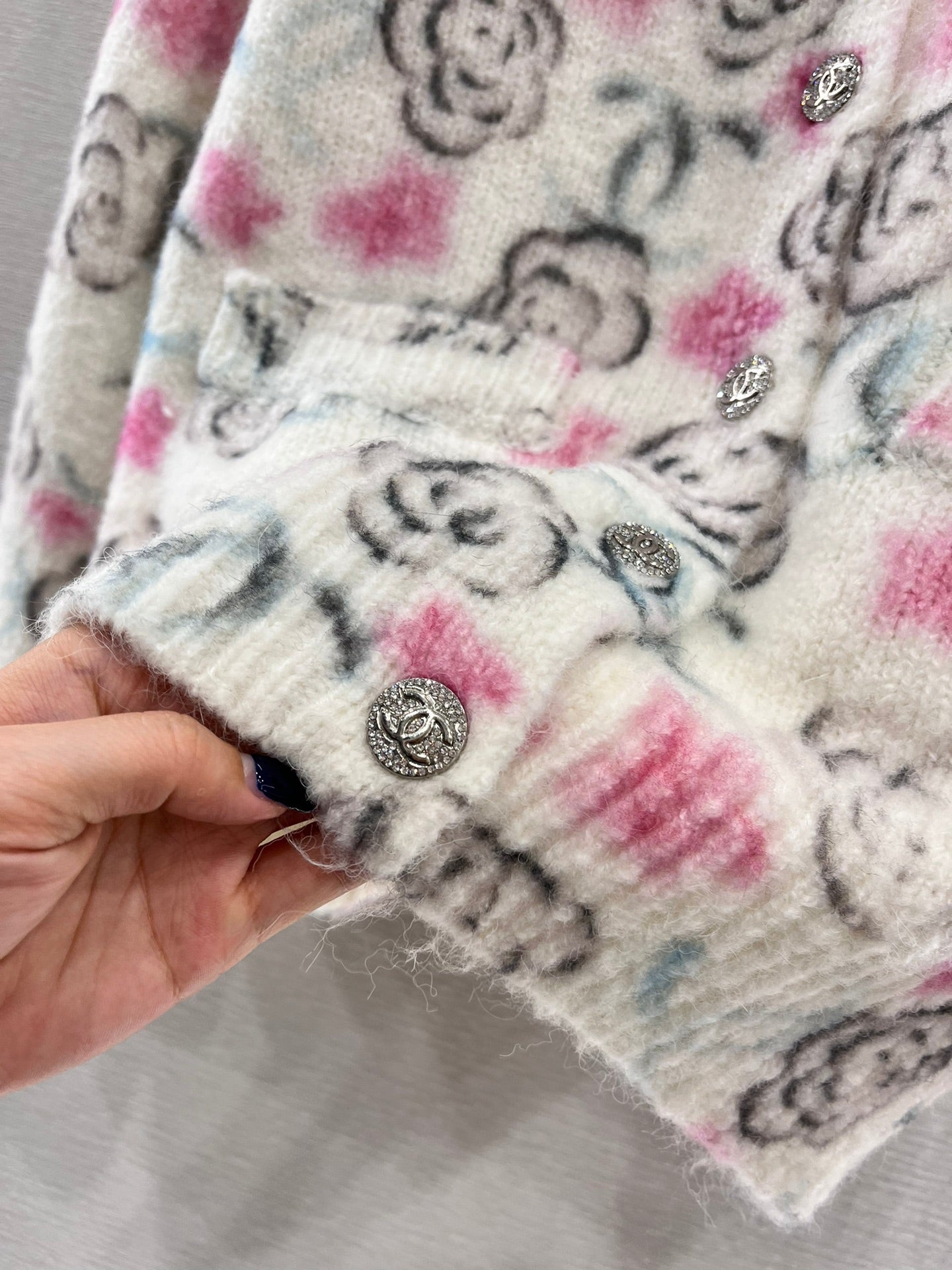 25fw new stand collar camellia knitted cardigan