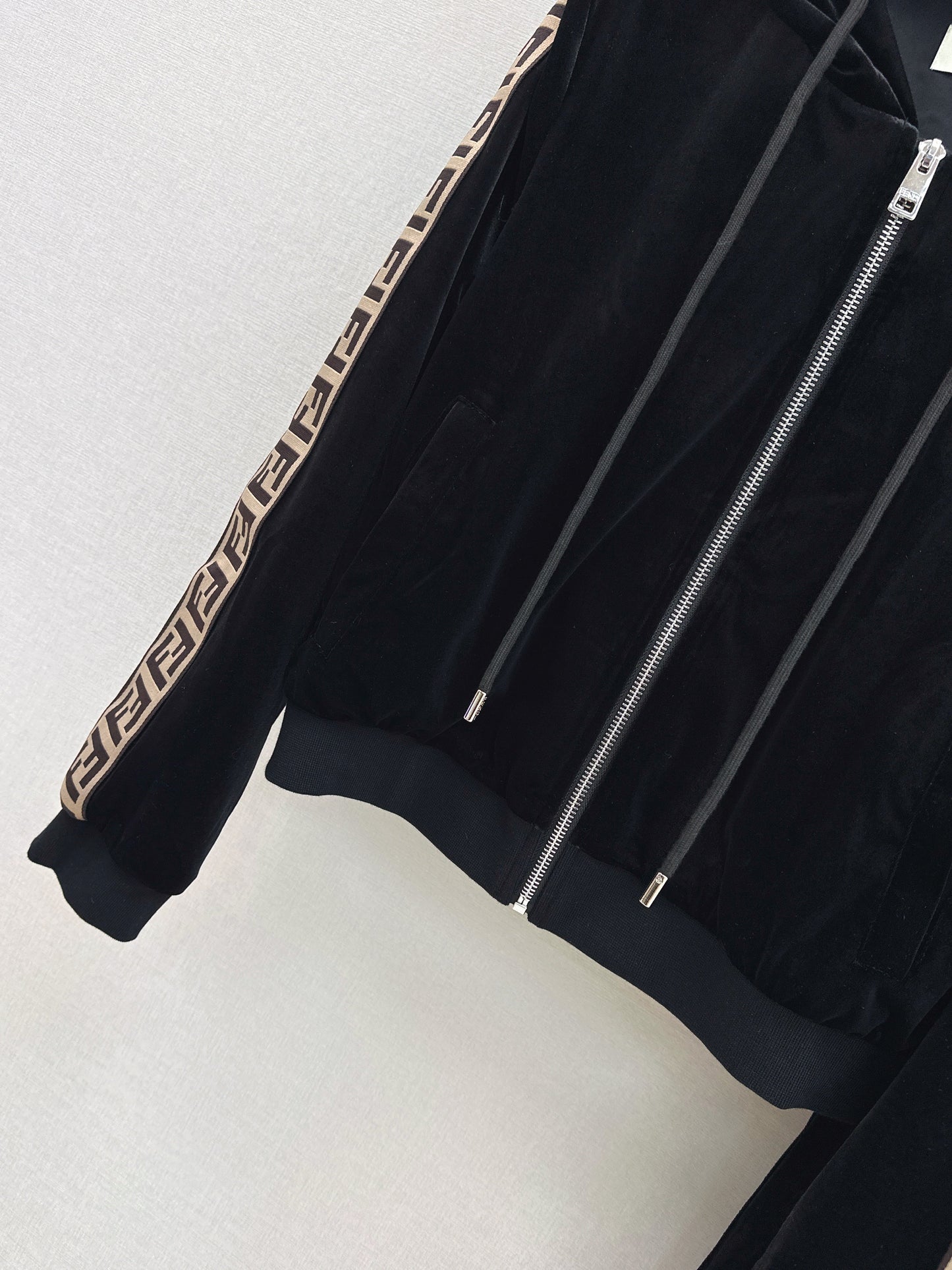 25fw new hooded sweatshirt jacket with trousers set