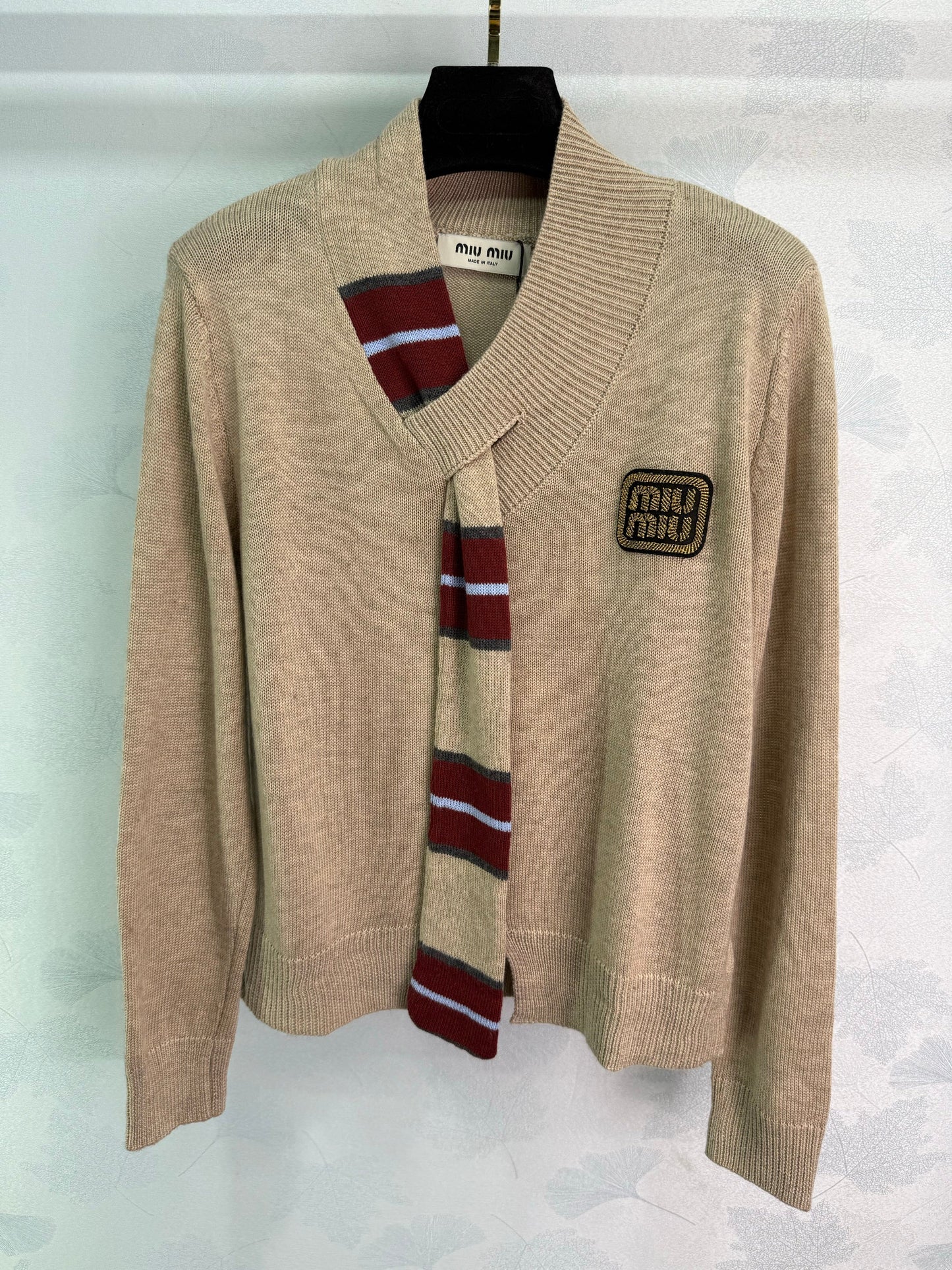 25fw new classic V-neck sweater