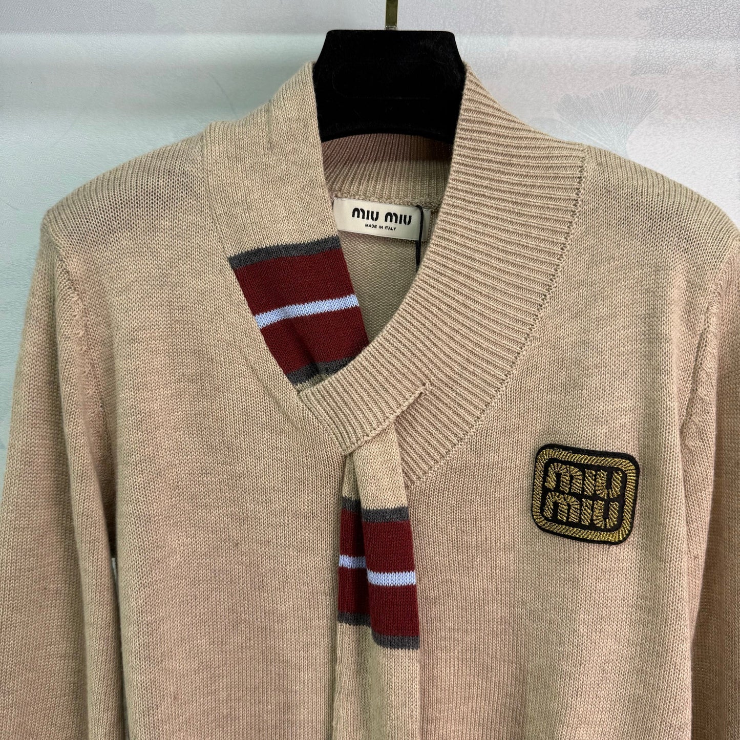 25fw new classic V-neck sweater