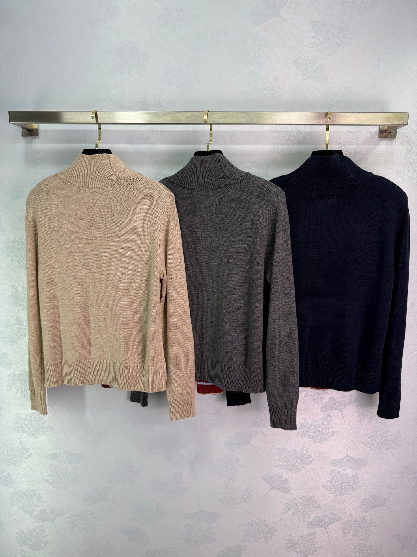 25fw new classic V-neck sweater