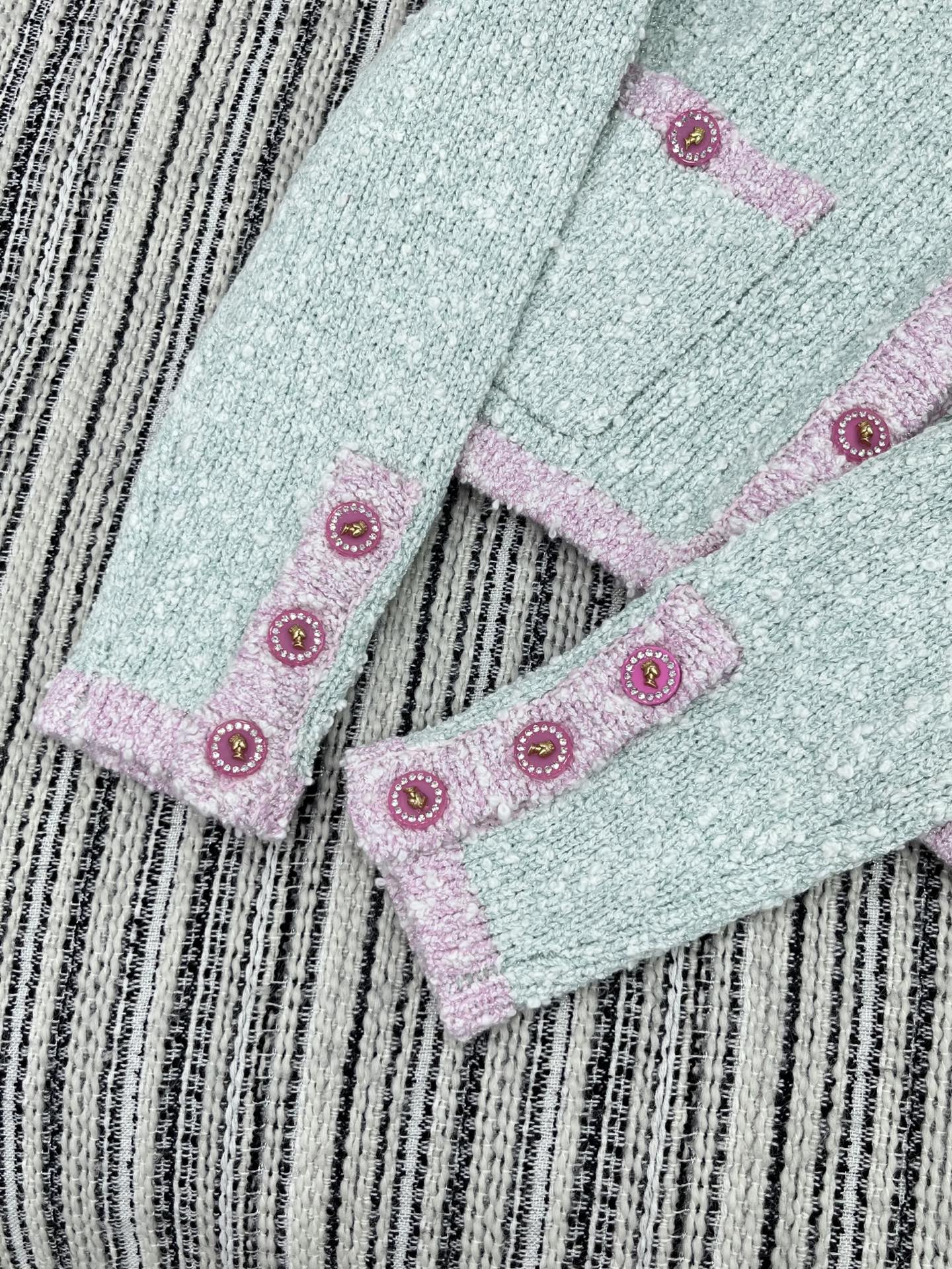 25fw new retro yarn round neck cardigan