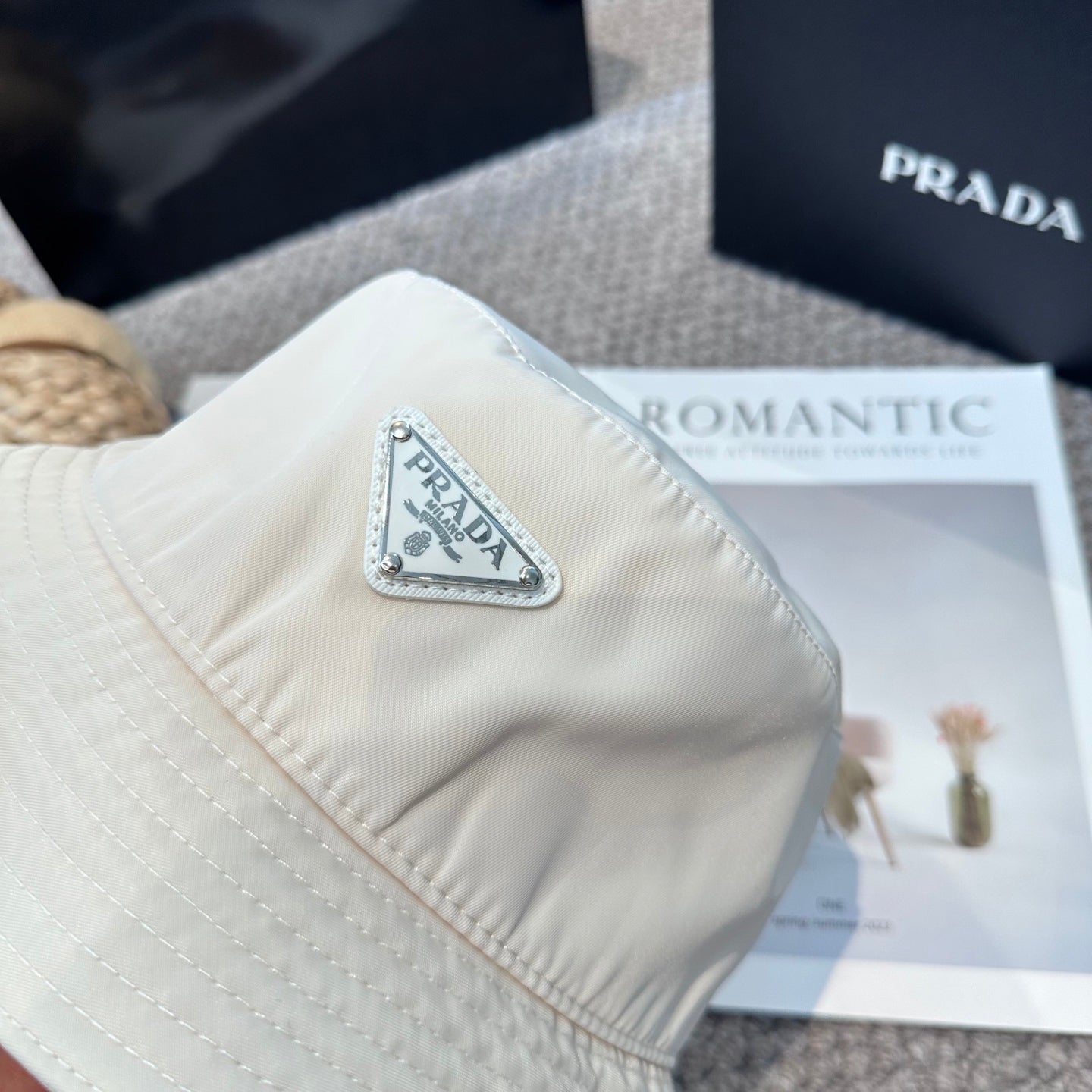 Classic triangle logo bucket hat