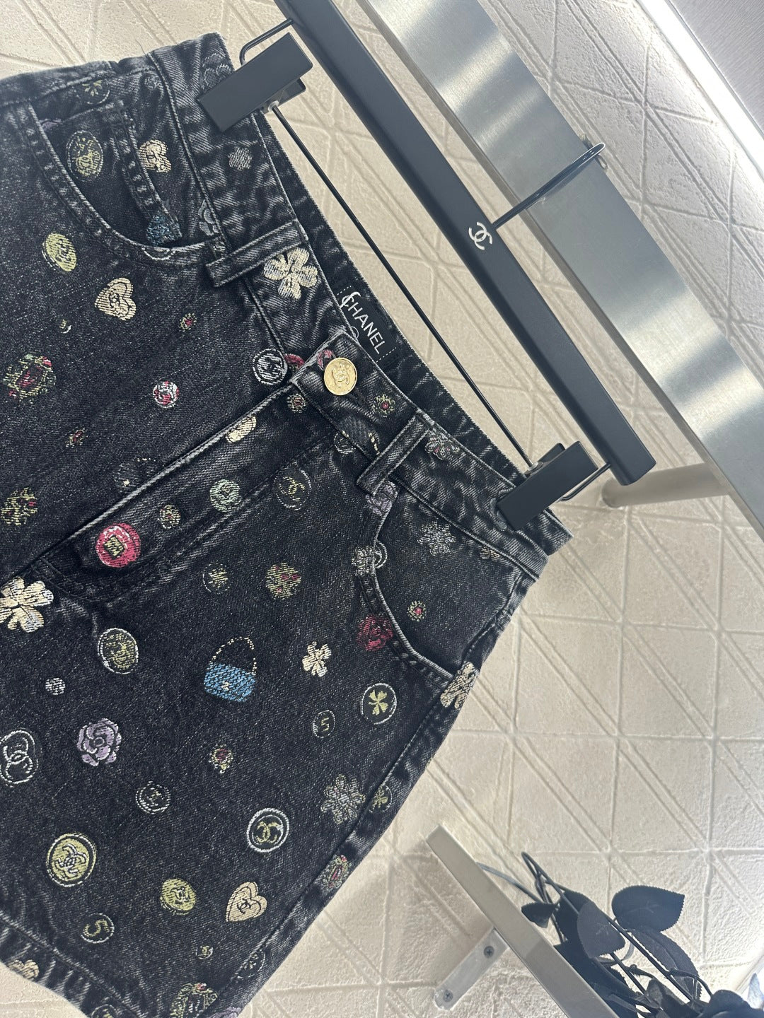 25fw new wide-leg laser denim shorts