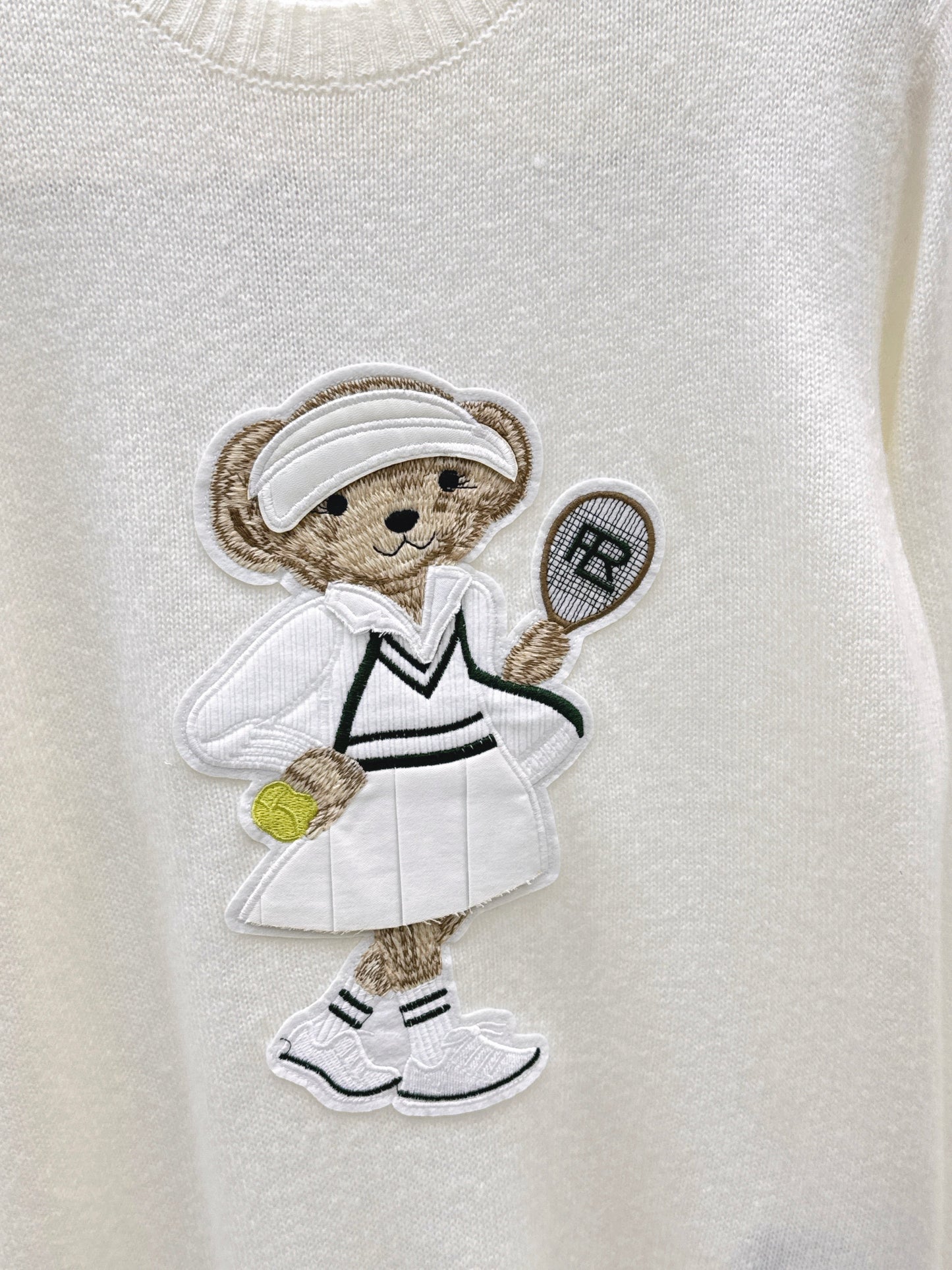 25fw new bear embroidered round neck sweater