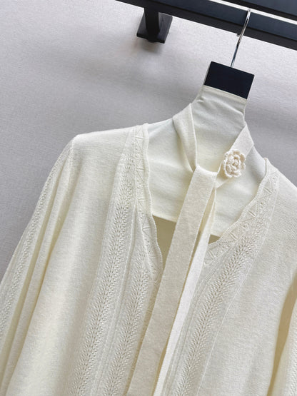 25fw new V-neck cardigan + flower hollow knitted hat set