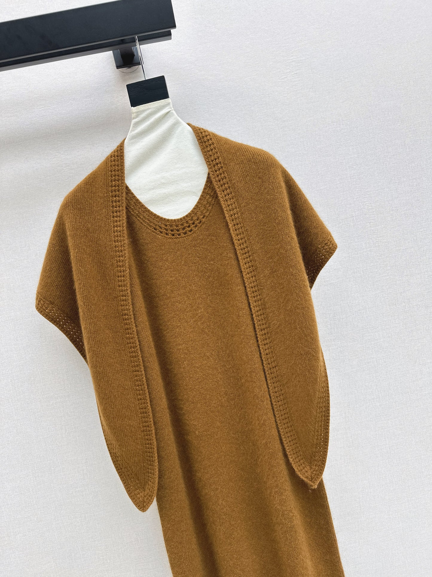 25fw new round neck wool dress with matching shawl