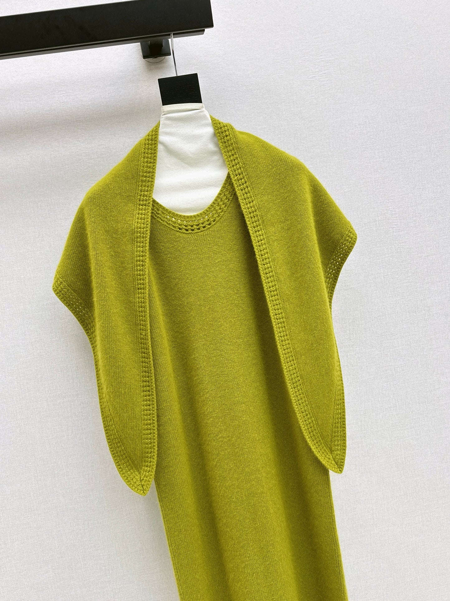 25fw new round neck wool dress with matching shawl