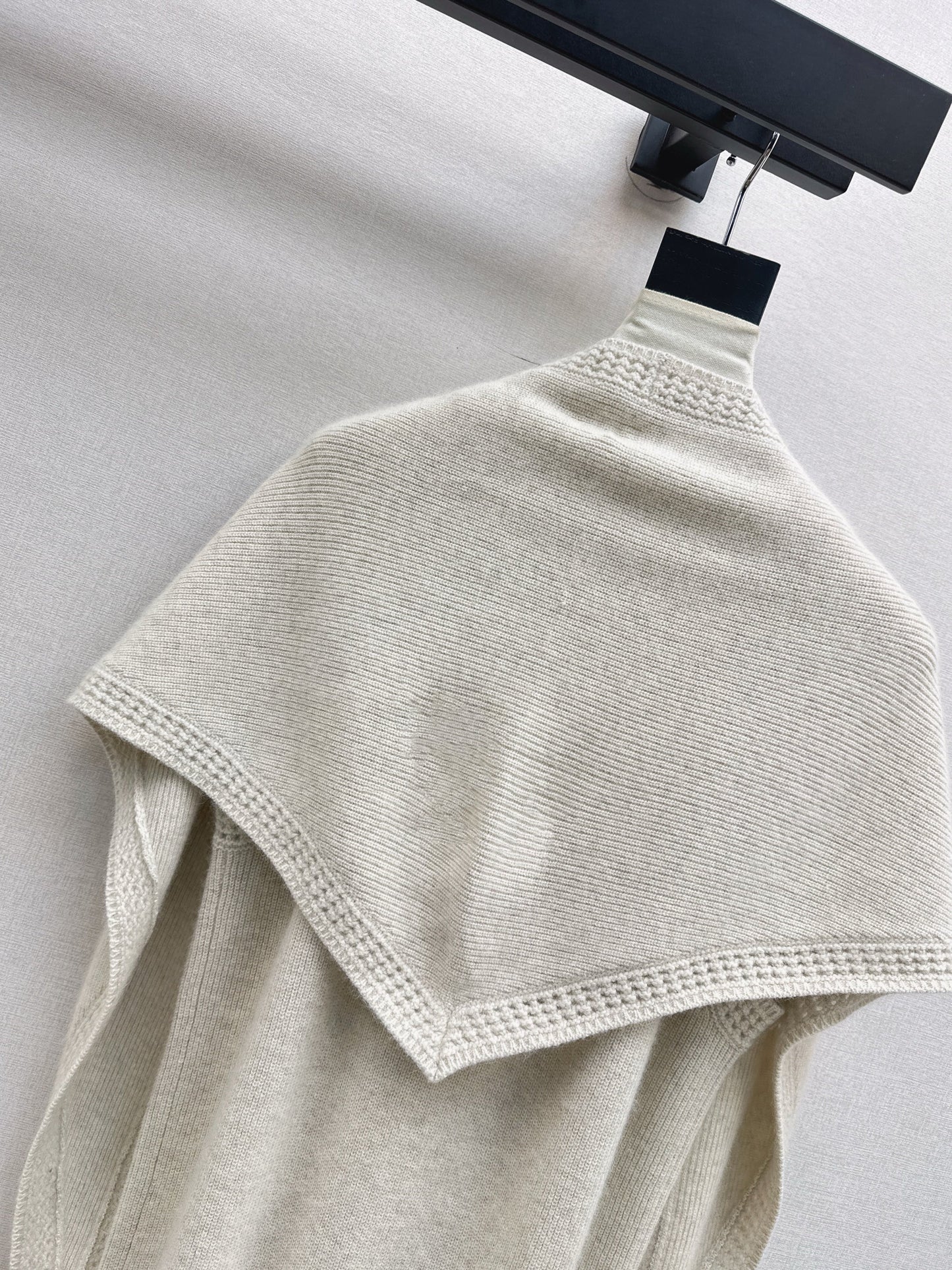 25fw new round neck wool dress with matching shawl