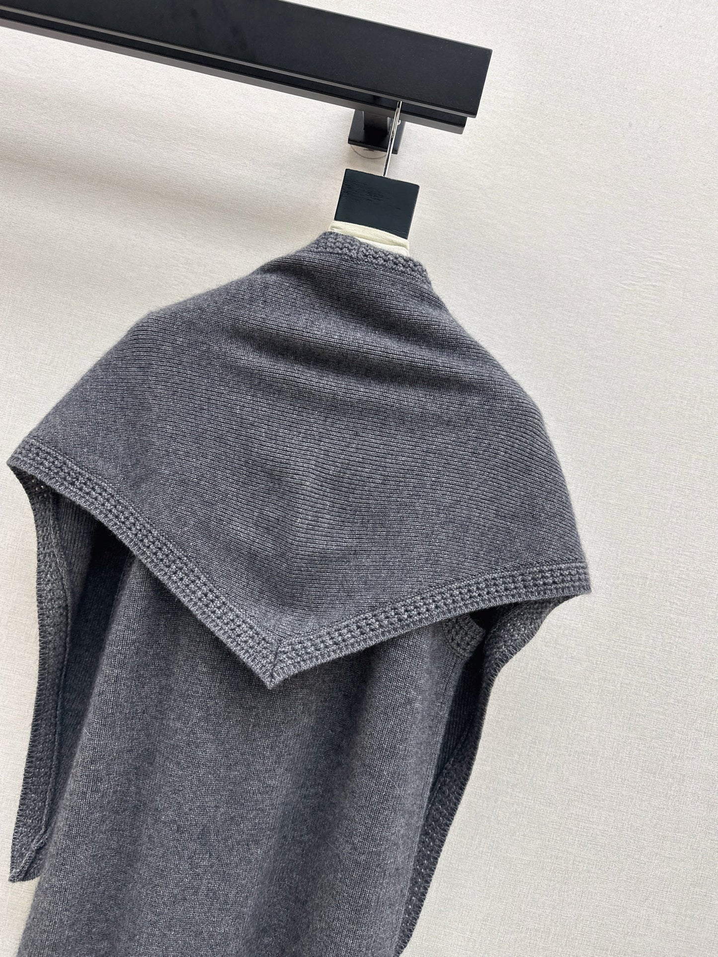 25fw new round neck wool dress with matching shawl