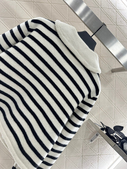 25 Collar Knitted Wool Blended Striped Cardigan