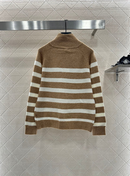 25 Half open knit sweater with collar stripes