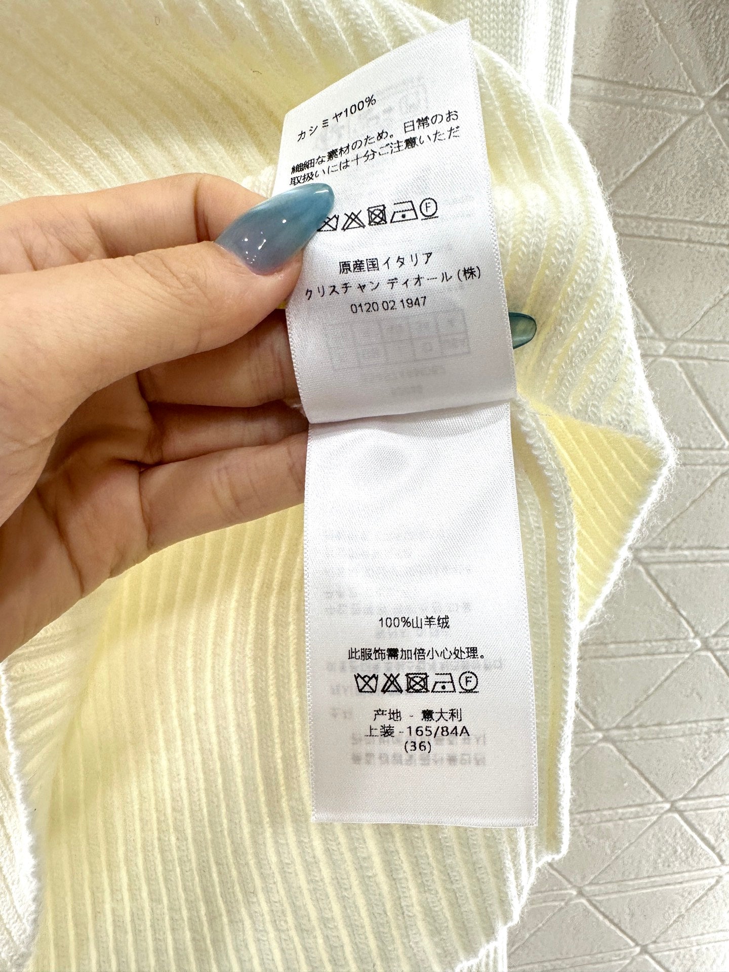 25 Collar Knitted Cashmere Sweater