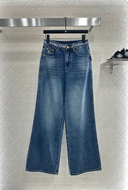 25 High-waisted bleached pleated denim trousers