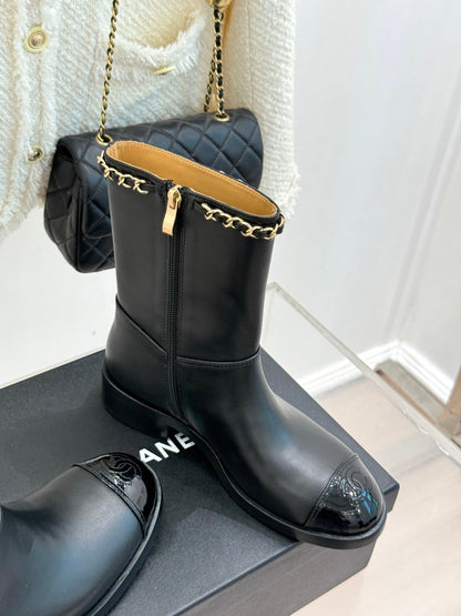 25 New product chain thick heel short boots