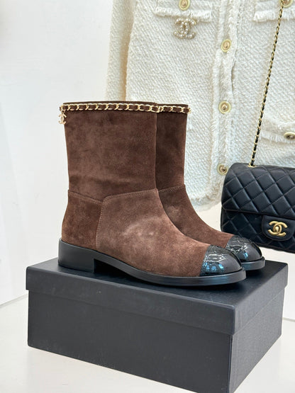 25 New product chain thick heel short boots