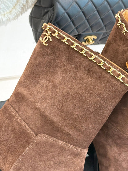 25 New product chain thick heel short boots