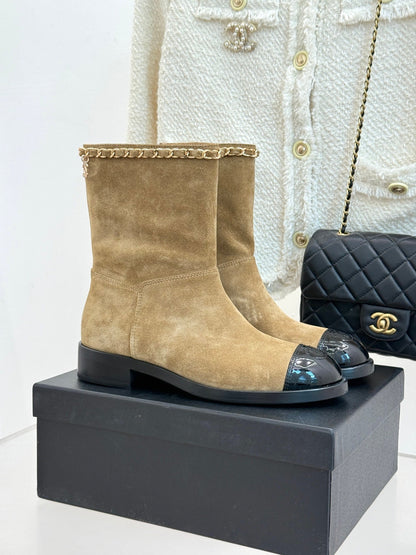 25 New product chain thick heel short boots