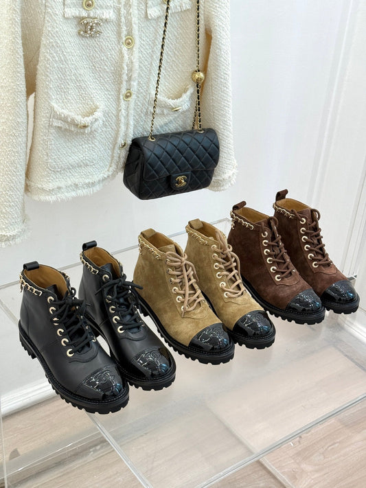 25 New product chain thick heel short boots