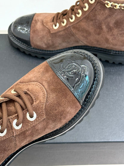 25 New product chain thick heel short boots