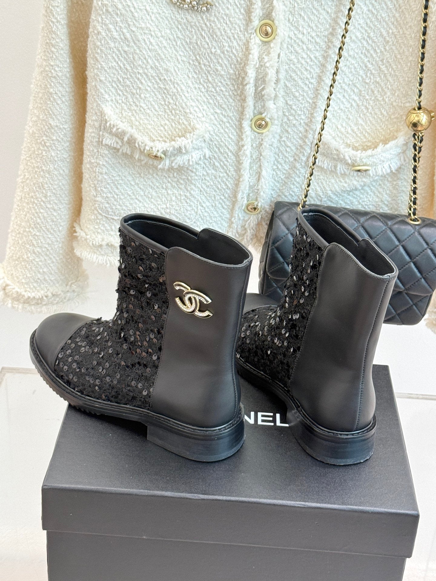 25K Sequined short boots