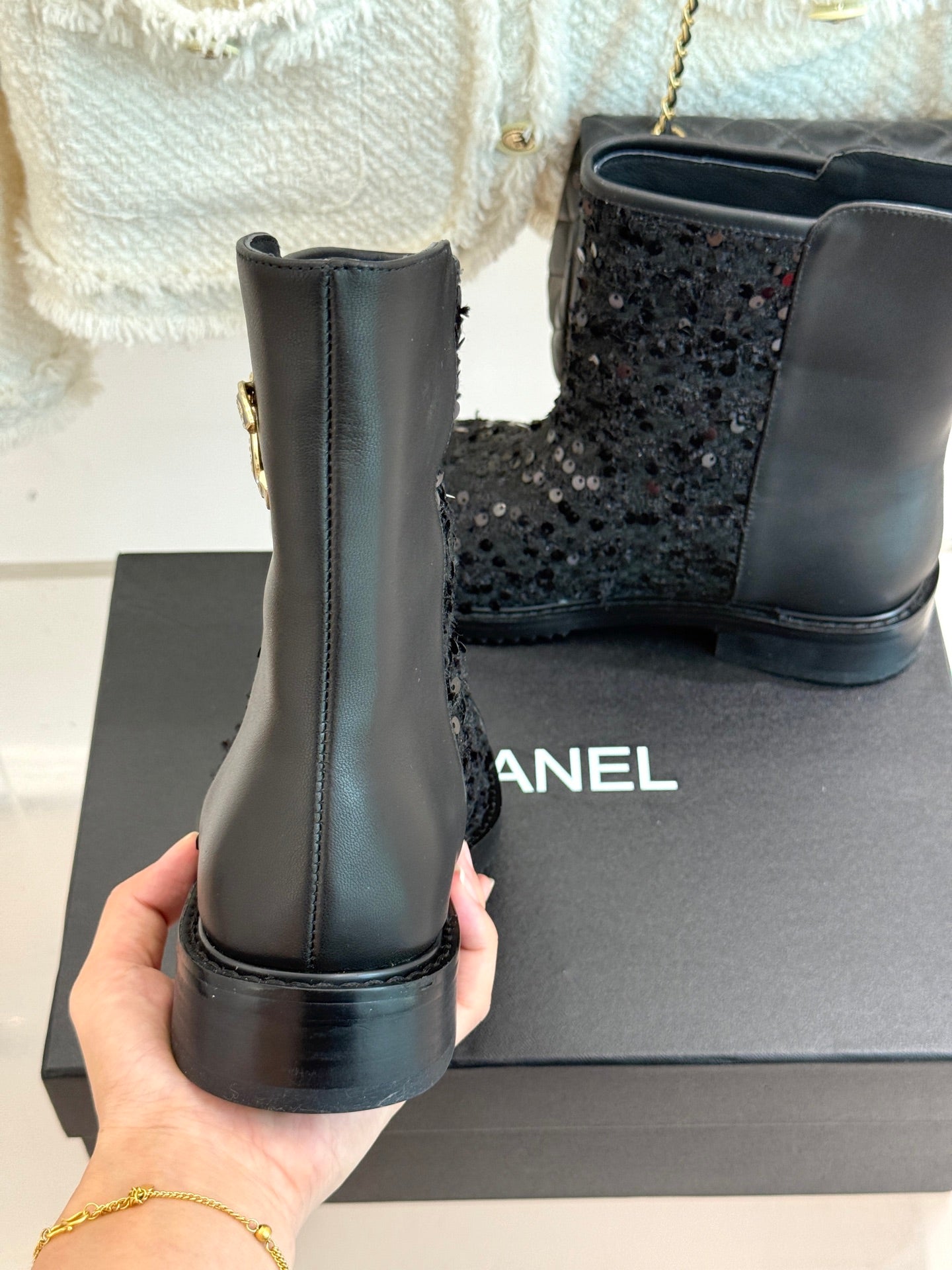 25K Sequined short boots