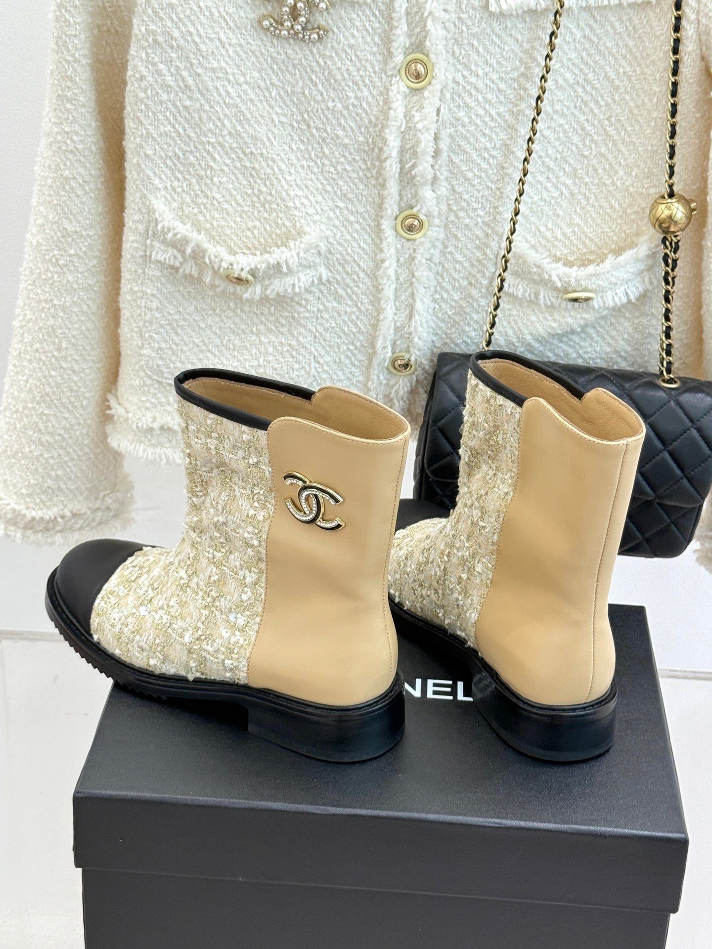 25K Sequined short boots