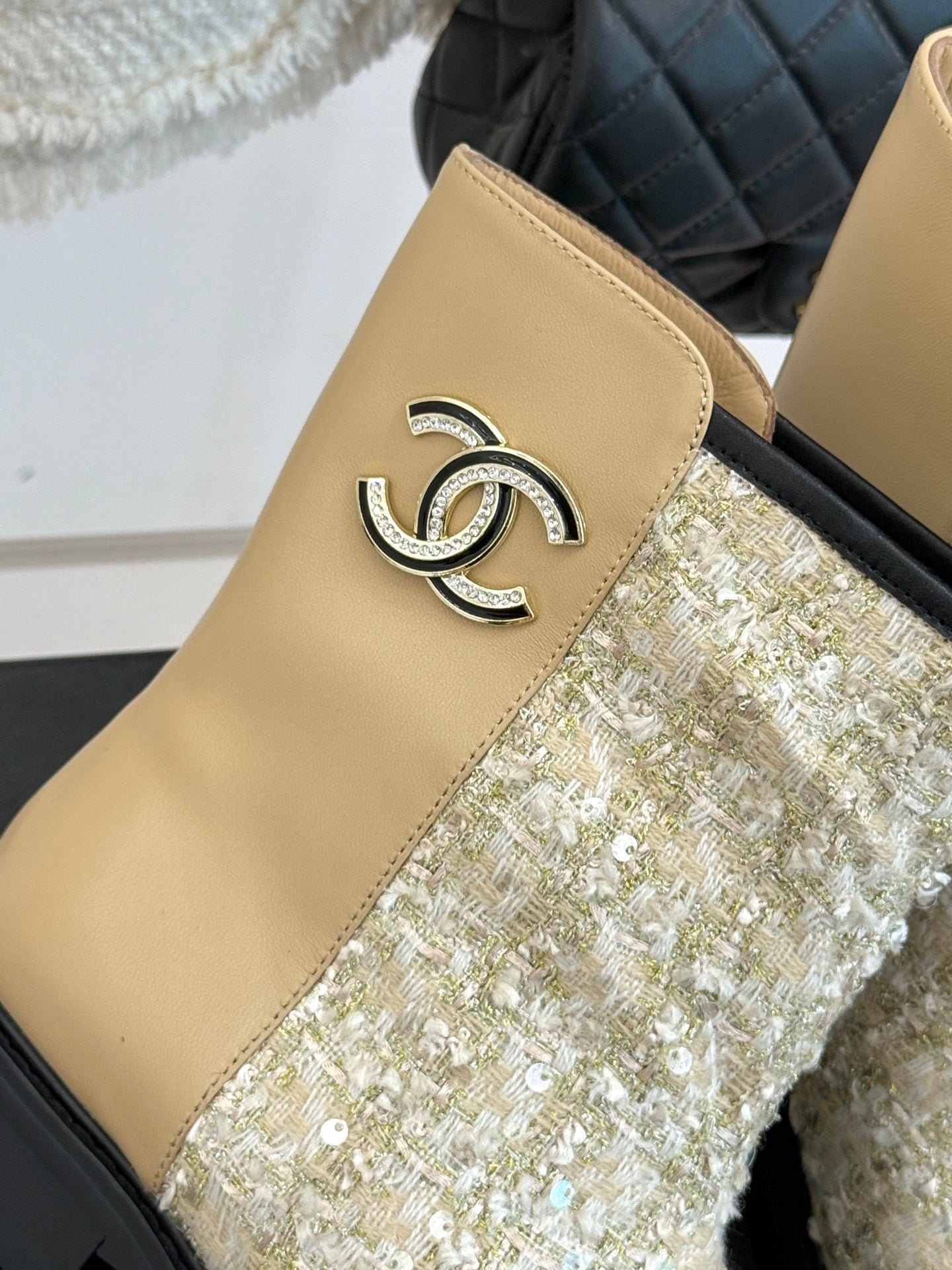 25K Sequined short boots