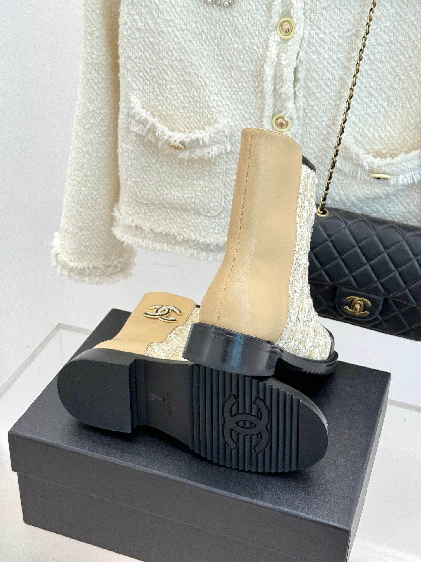 25K Sequined short boots