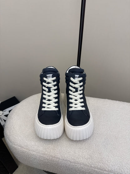 25 Thick soled mid top casual shoes（WHITE/NAVY/BLACK）